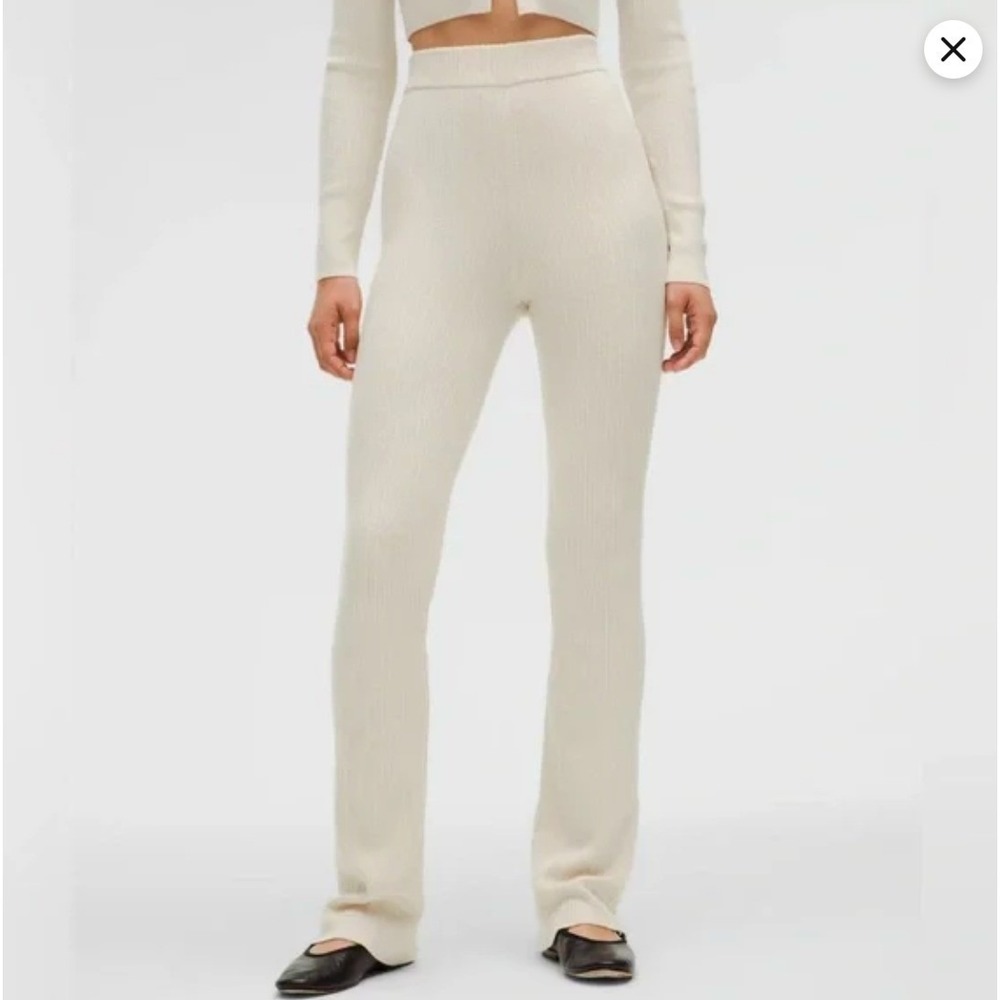 Lululemon Ribbed Merino Wool Pant Womens Size M Heavy Sweatpant Bone Comfy